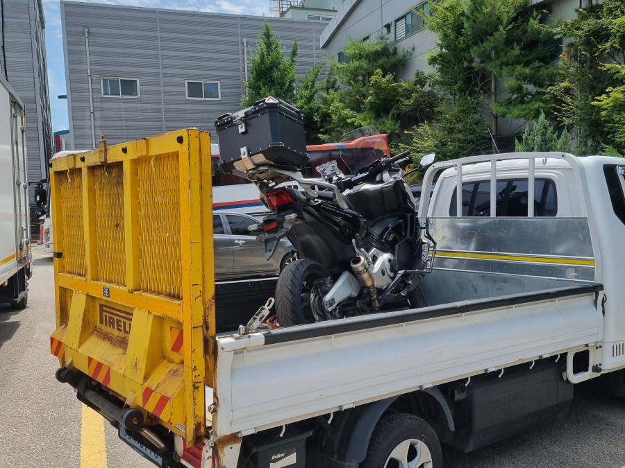 포르자750